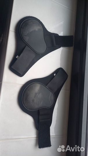 Ногавки для лошади