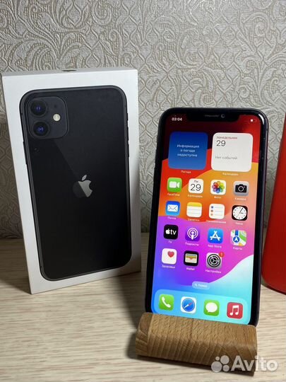 iPhone 11, 64 ГБ