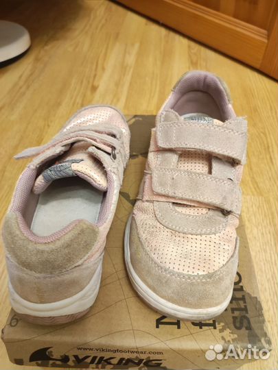 Кроссовки для девочки Viking 33