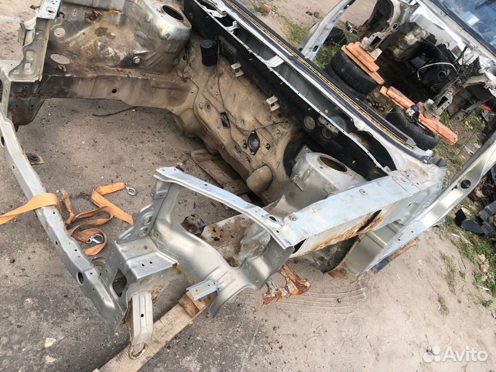 Рамка радиатора телевизор hyundai santa FE classic