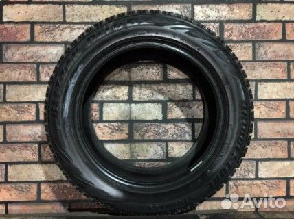 Bridgestone Blizzak Revo GZ 205/55 R16