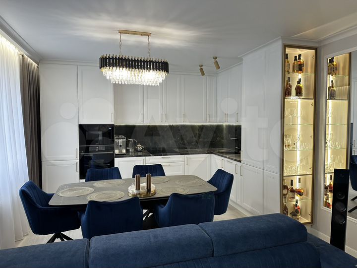 3-к. квартира, 76 м², 3/9 эт.