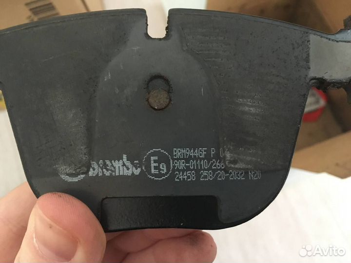 Тормозные колодки Brembo P06050