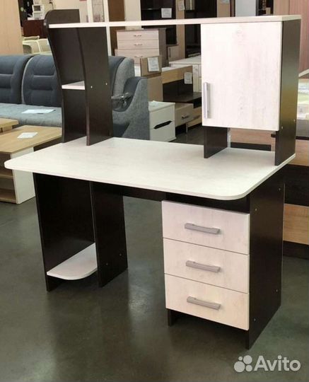 Компьютерный стол №5 Новый Со Склада