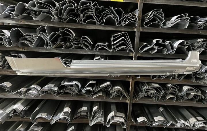 Порог правый Ford Ka Hatcback 3 door 1996-2008 (Kl