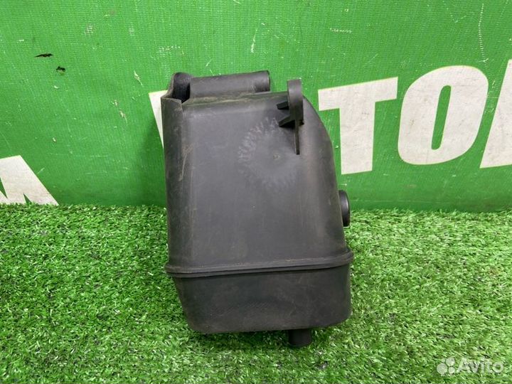 Маслоотделитель Volvo S80 B6284T 2000