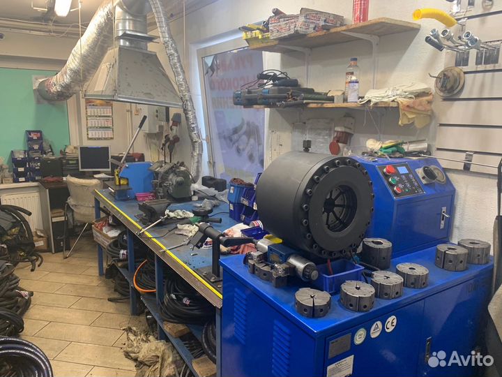 Магазин автозапчастей