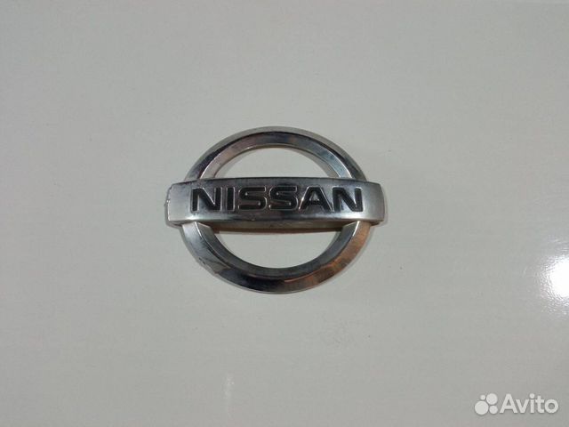 Значок (эмблема) крышки багажника Nissan Note