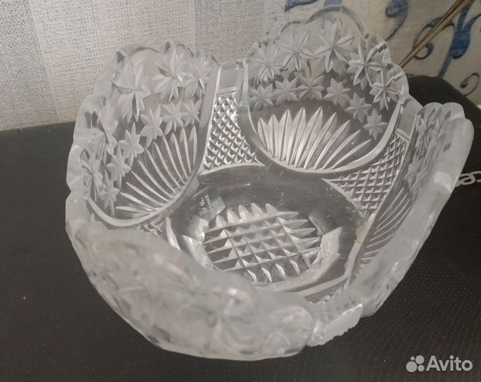 Хрустальная ваза салатница