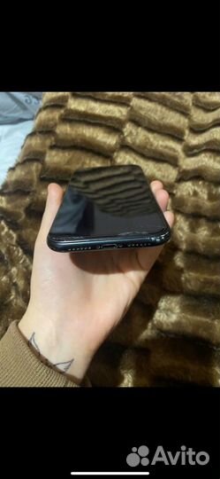 iPhone, 4 ГБ