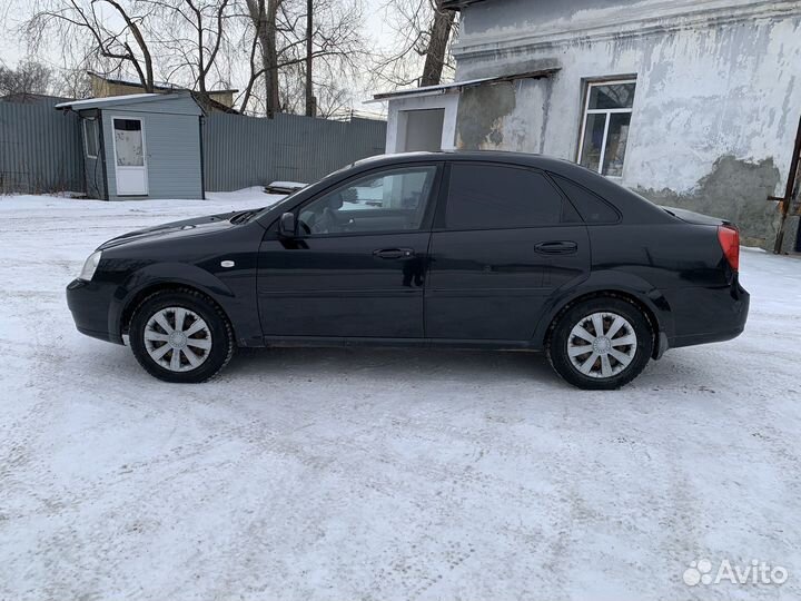 Chevrolet Lacetti 1.6 AT, 2011, битый, 130 000 км