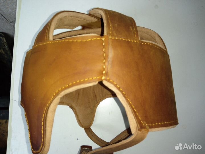 Шлем хоккейный (кожаный)