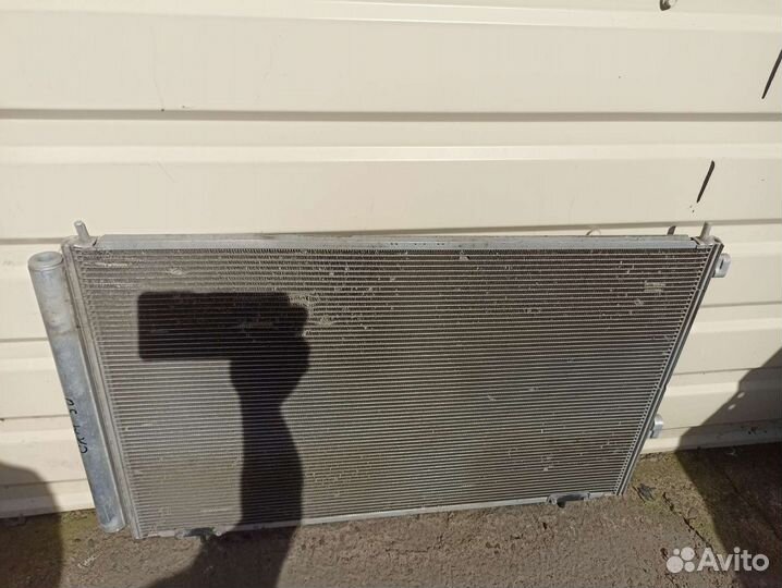 Радиатор кондиционера Rav 4 40