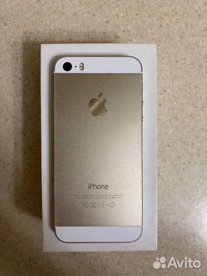 Телефон iPhone 5s