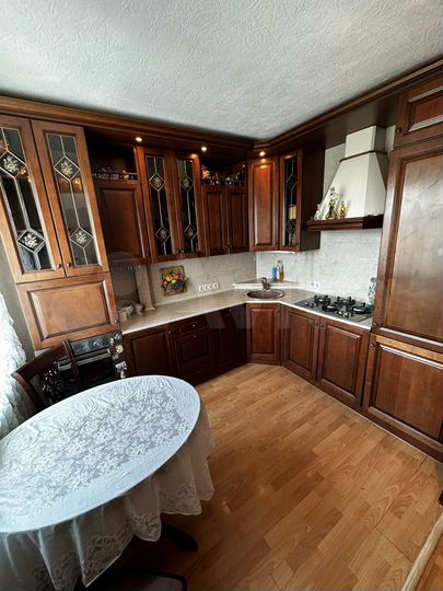 3-к. квартира, 68 м², 9/9 эт.