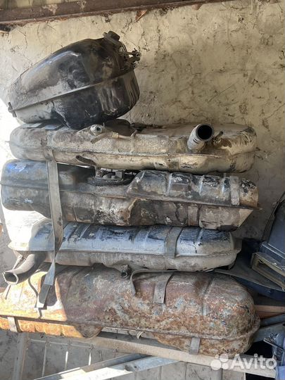 Автозапчасти б/у