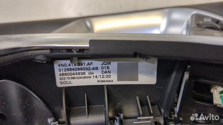 Руль Audi e-tron, 2021