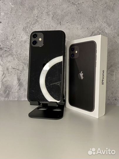 iPhone 11, 64 ГБ