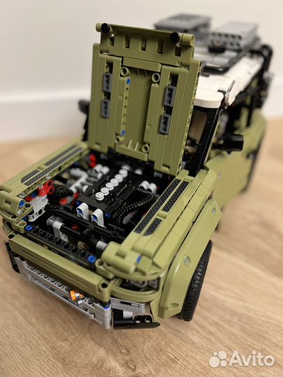 Lego technic 42110 land rover defender