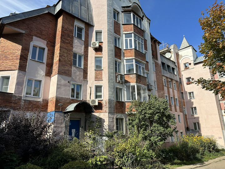 3-к. квартира, 82,3 м², 2/5 эт.