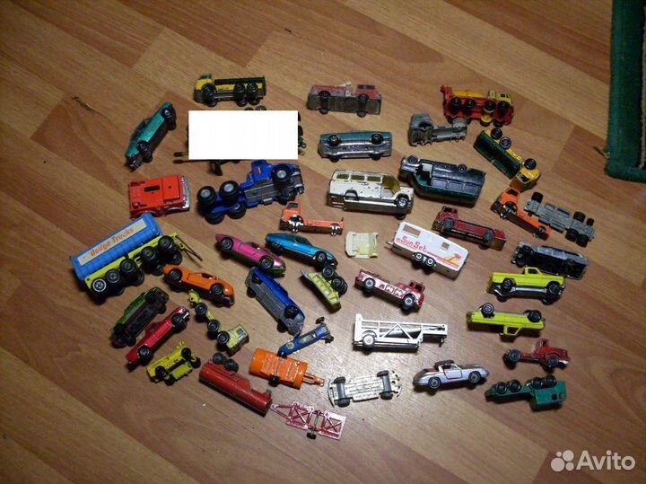 Советские и Английские игрушки.хот вилс М1\64