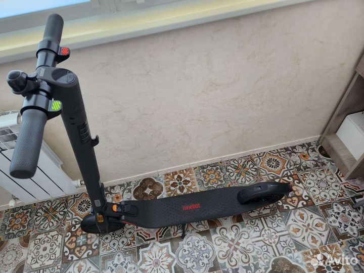 Самокат Ninebot e22