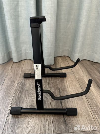 Стойка подставка для гитары