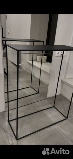 Консольный столик в прихожую