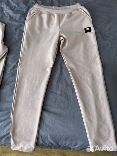 Костюм женский