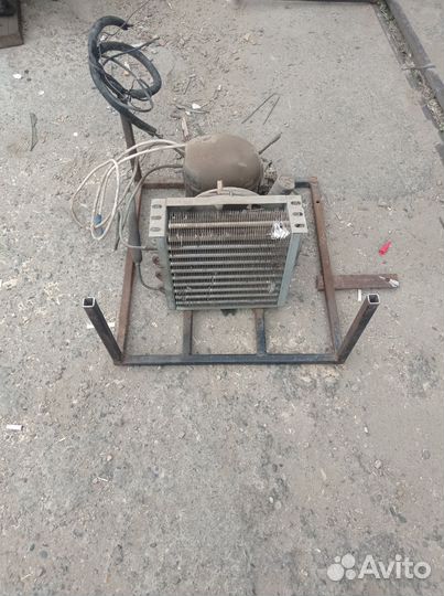 Компрессор морозильной камеры