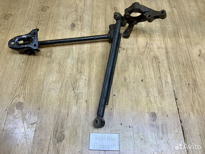 Кулак поворотный задний правый Chevrolet Lacetti