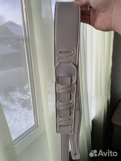 Кожаный ремень для гитары