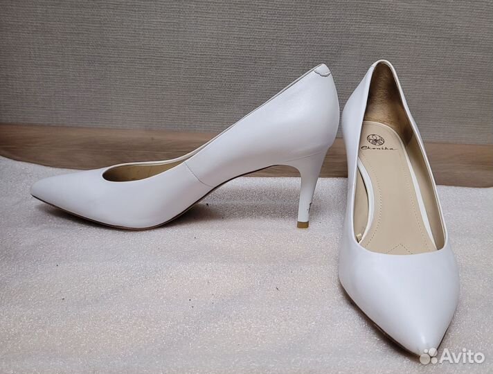 Обувь женская 39 размер