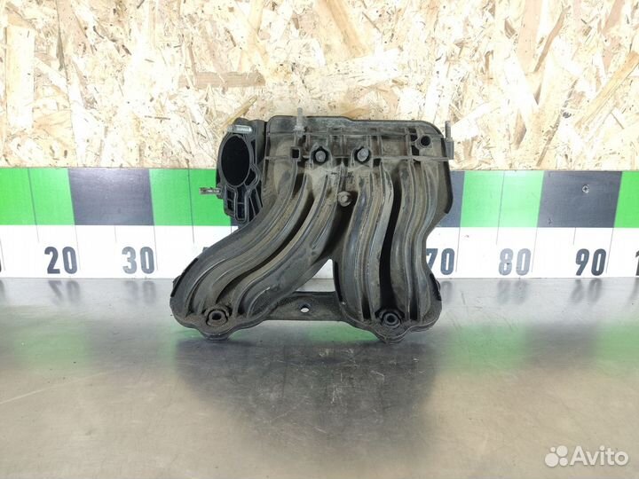 Коллектор впускной Vaz 2114