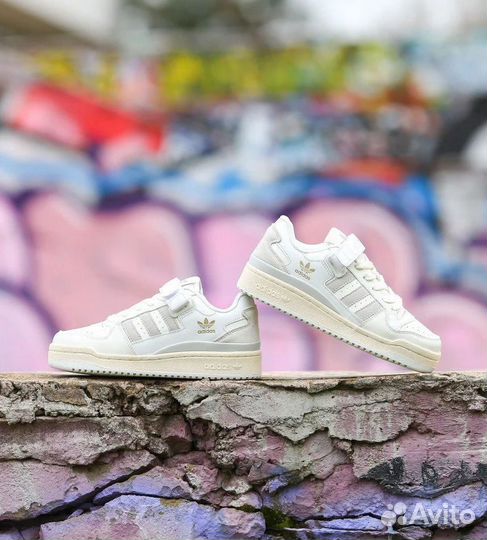 Кроссовки женские adidas