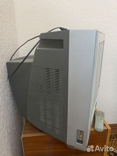 Телевизор samsung