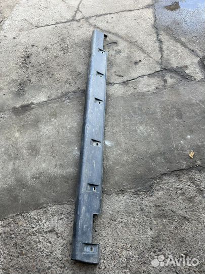 Порог правый пластиковый Honda CR-V 2