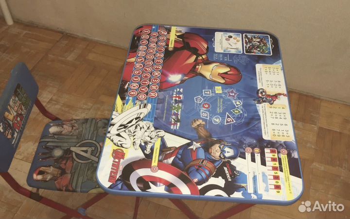 Детский письменный стол и стул nika