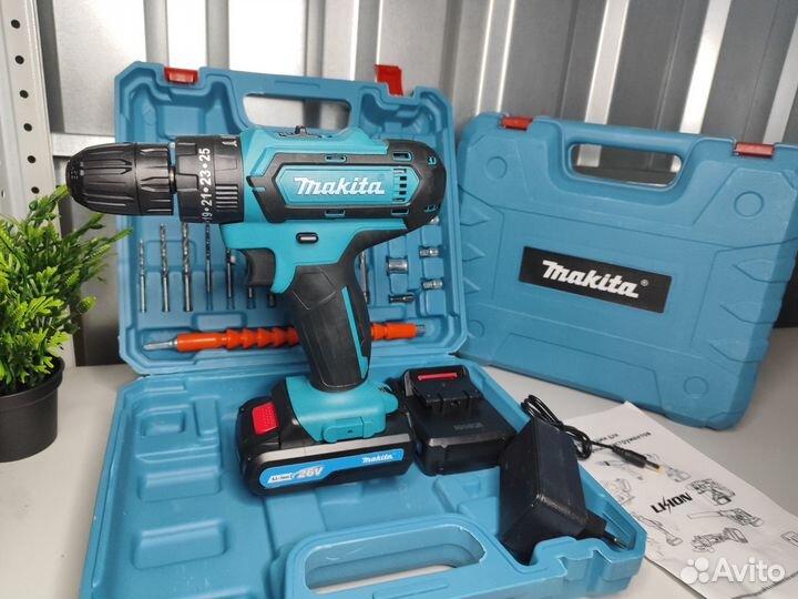 Шуруповерт makita новый