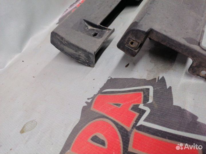 Накладка на порог Honda Cr-V RD8 K20A4 2006