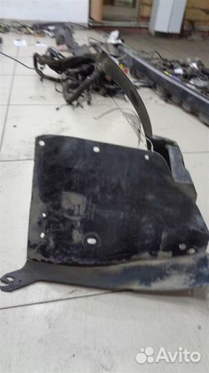 Локер передний левый Iran Khodro Samand 2003