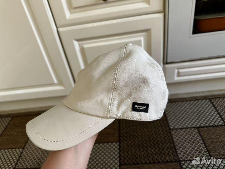 Кожаная кепка бейсболка Baldinini