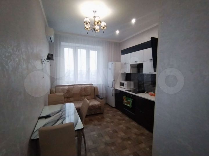 2-к. квартира, 57 м², 8/9 эт.