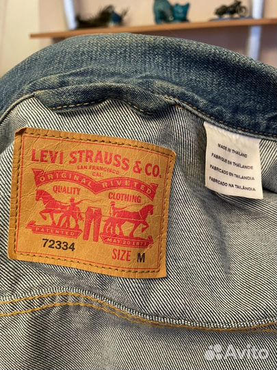 Джинсовая куртка Levi's
