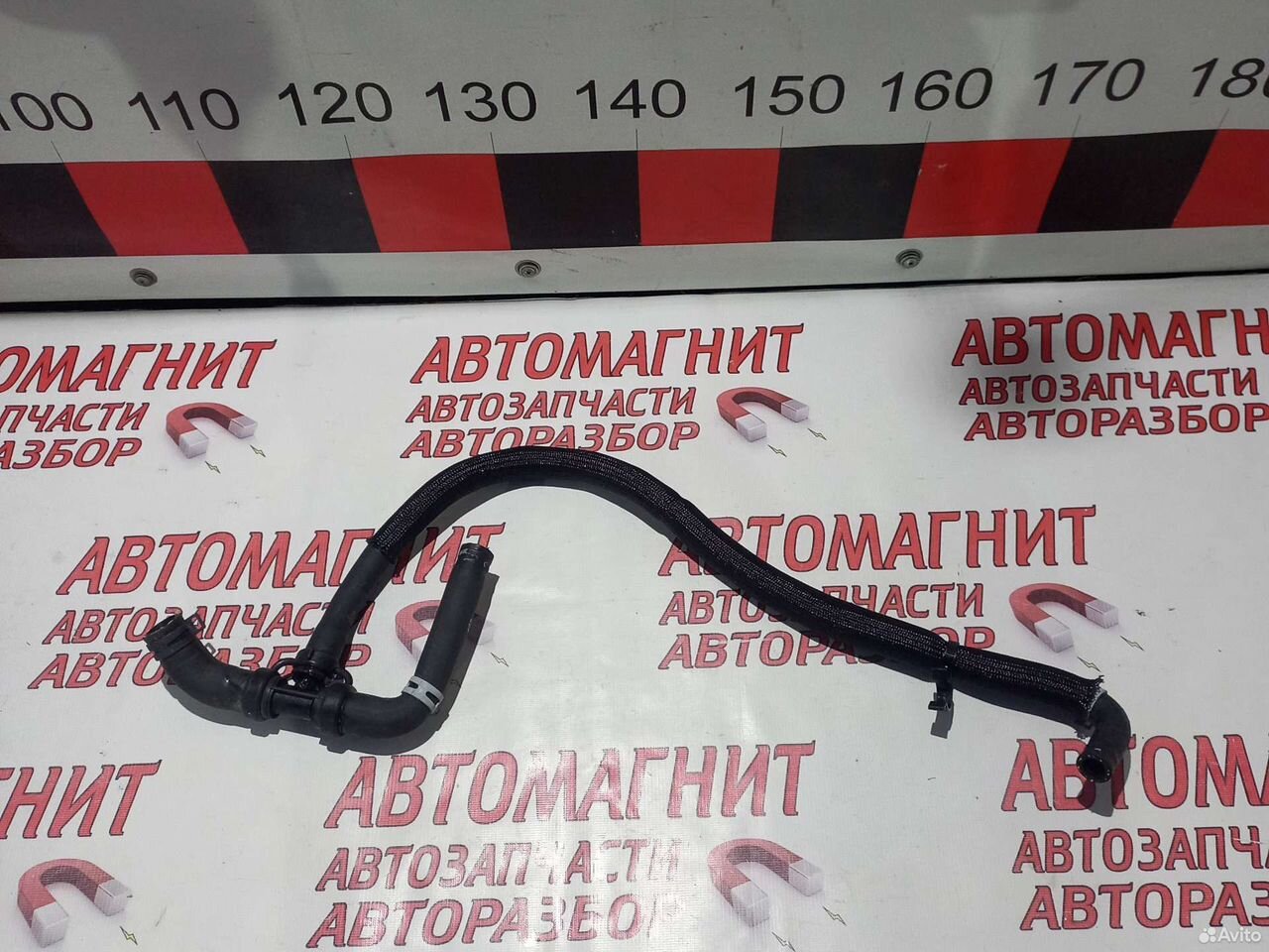 Патрубок маслоохладителя Рено Аркана 1.3