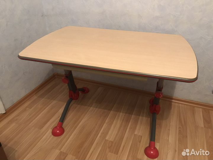 Детская растущая парта письменный стол