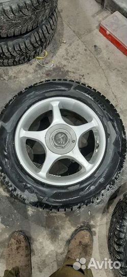 Колеса r15 универсальные