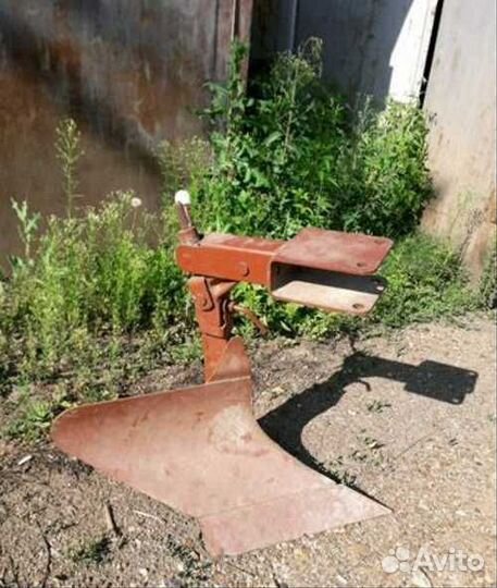 Плуг И окучник для мотоблока урал