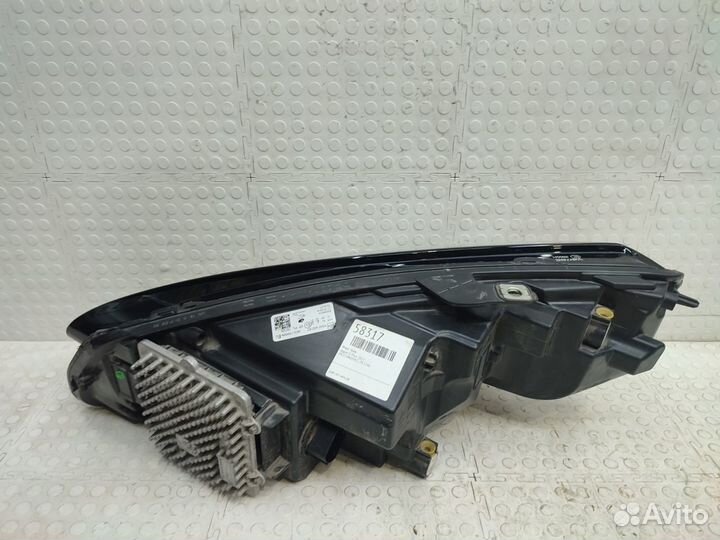 Фара правая Jaguar E-Pace 2017