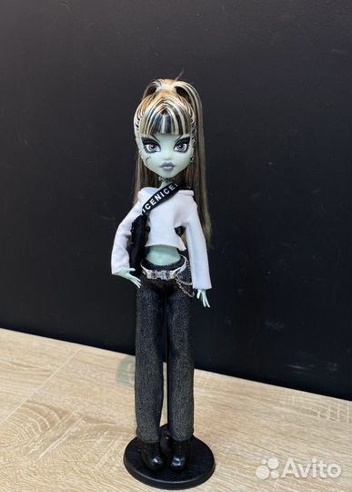 Кукла monster high ooak Френки